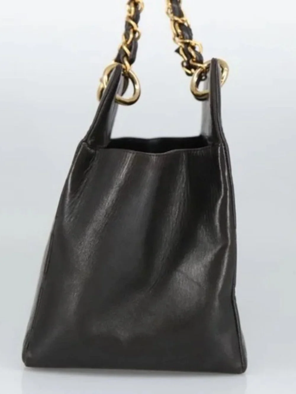 CHANEL Matelasse Chain Hand Bag Lamb Skin Black Gold CC Auth yk15908V